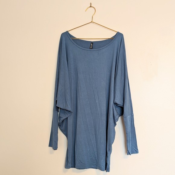 Lock and Love Light Blue Long Sleeve Knit L - Picture 1 of 5